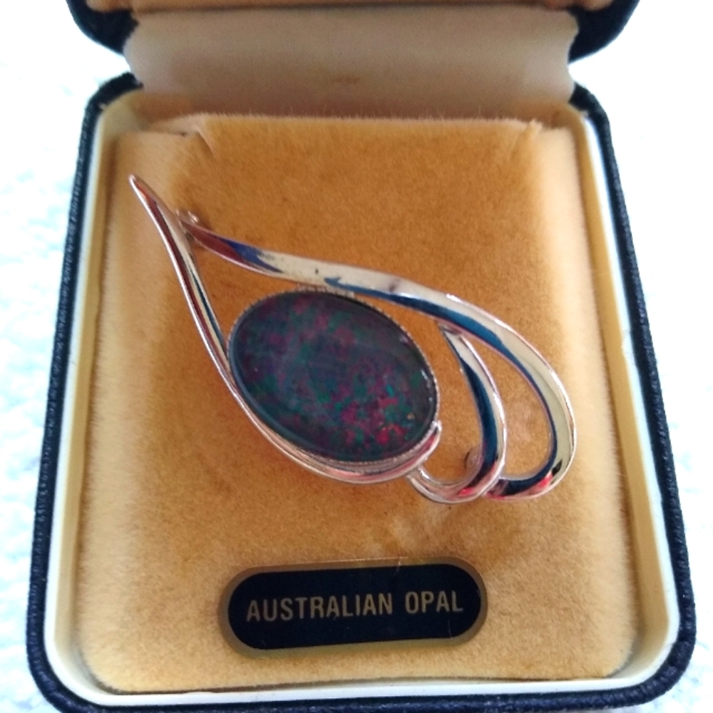 Australia Opal brooch